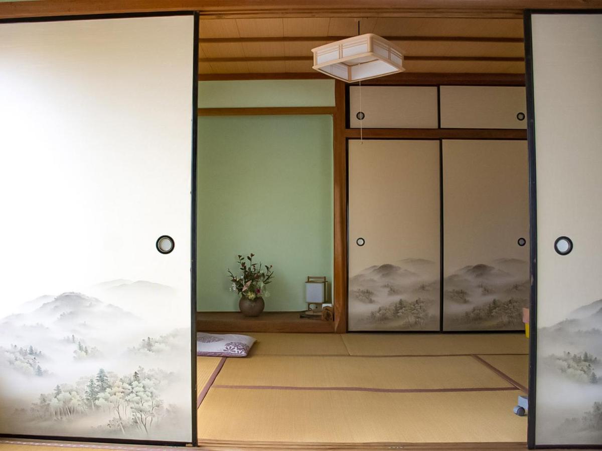 Hotel Guest Cafe Kuchikumano Kamitondacho Exteriér fotografie